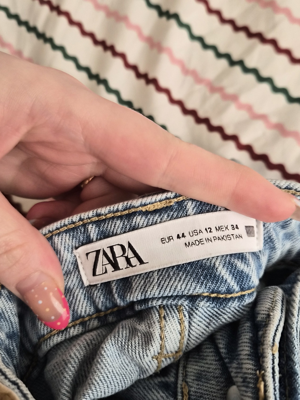 ZARA Light Wash Blue Women’s Jeans - Classic Denim